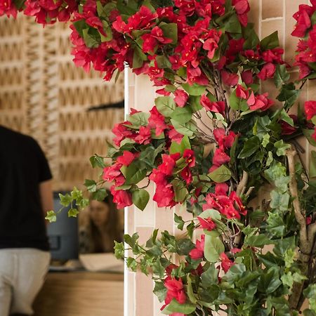 Hotel More Алькудия Экстерьер фото