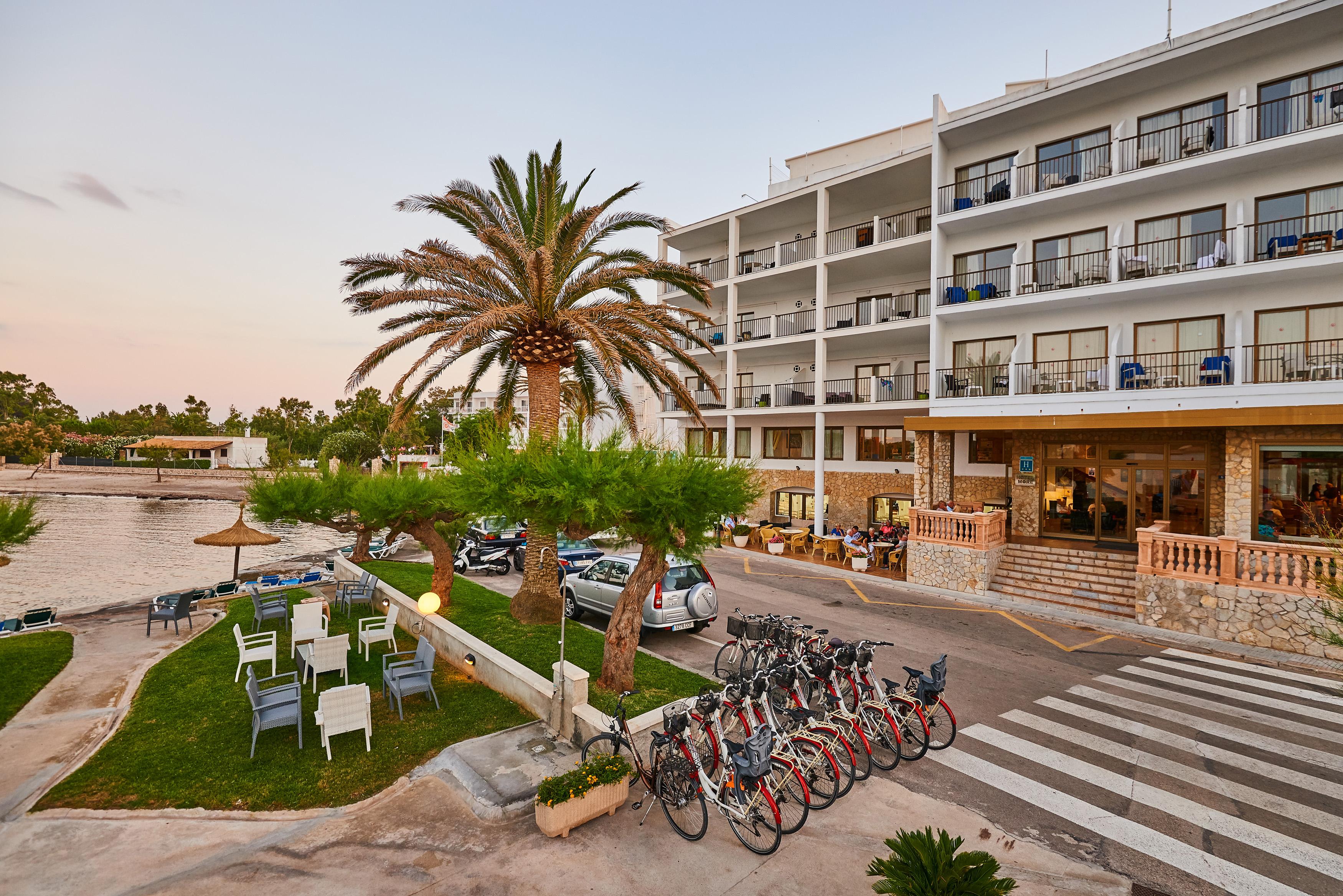 Hotel More Алькудия Экстерьер фото