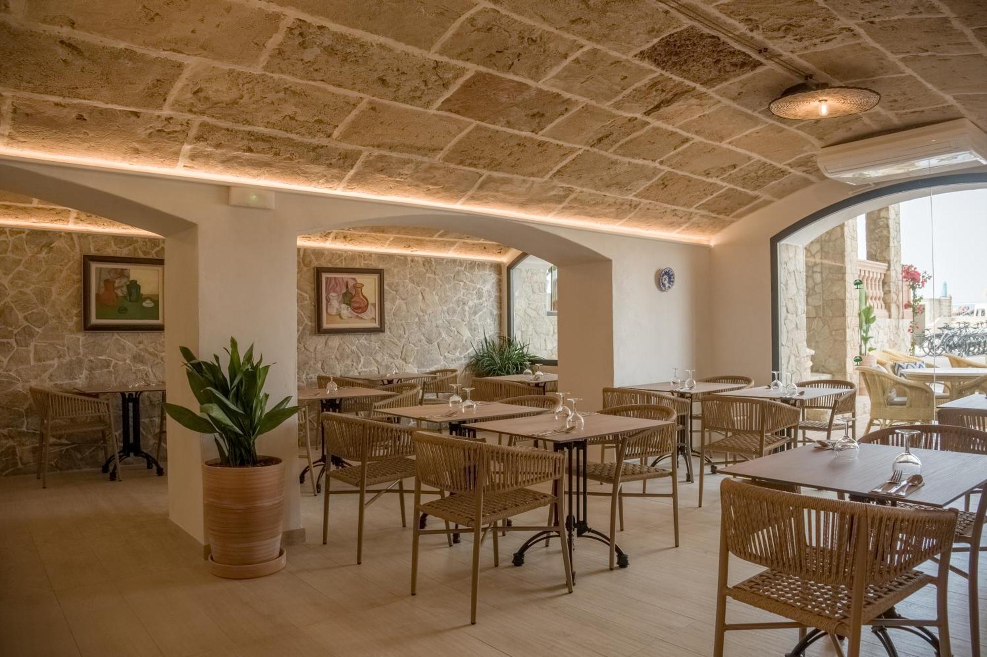 Hotel More Алькудия Экстерьер фото