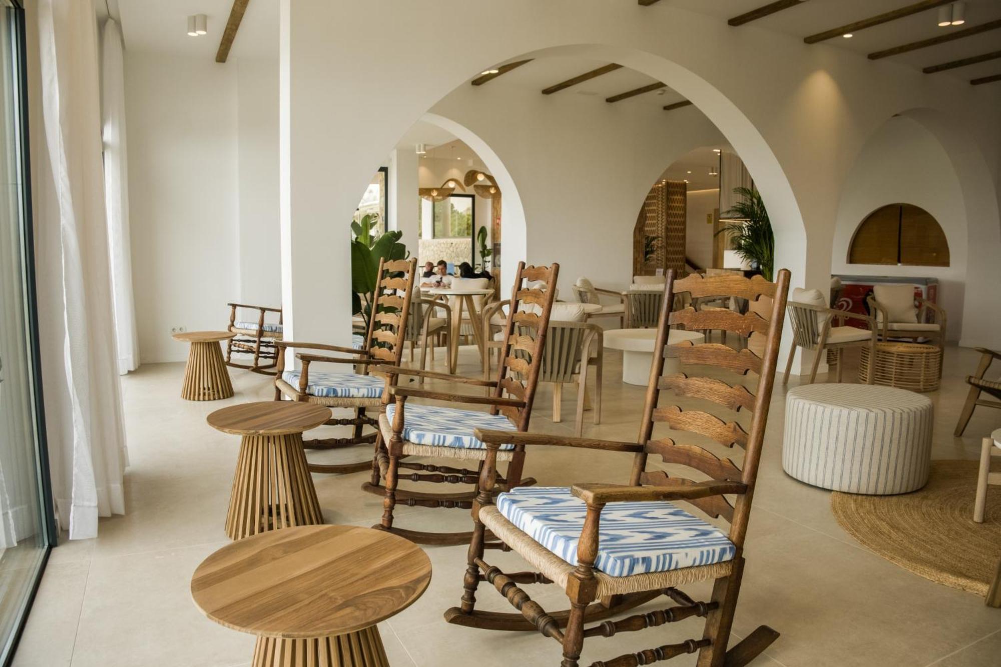 Hotel More Алькудия Экстерьер фото